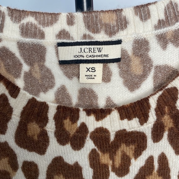 (NWOT) J.Crew cashmere tank top - Picture 4 of 7